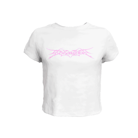 Weißes Crop Top Shirt mit pinkem Polyamor Logo – Streetwear vom Trance- und Bouncelabel Polyamor Berlin